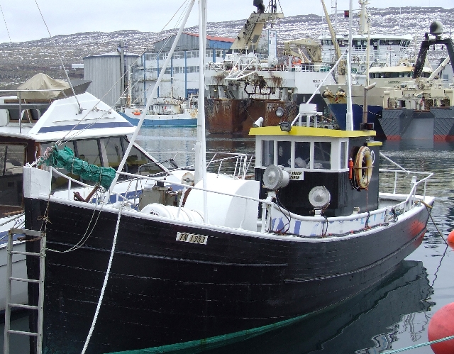 2008_0408_Org_Faroer0190.JPG - In Good Condition Oak Ship