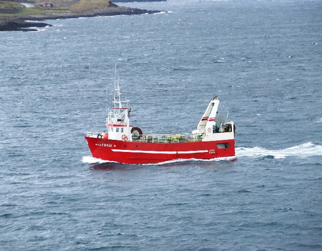 2008_0410_Org_Faroer0062.JPG - Crossing the Path of a Red FishTrawler