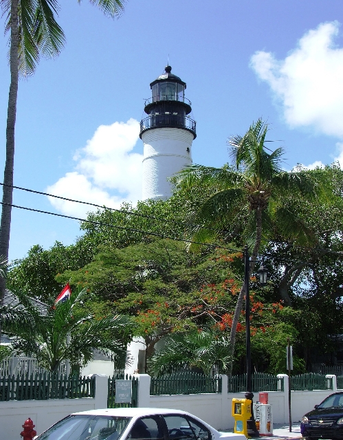 2008_09200022.JPG - The Key West Lighthouse