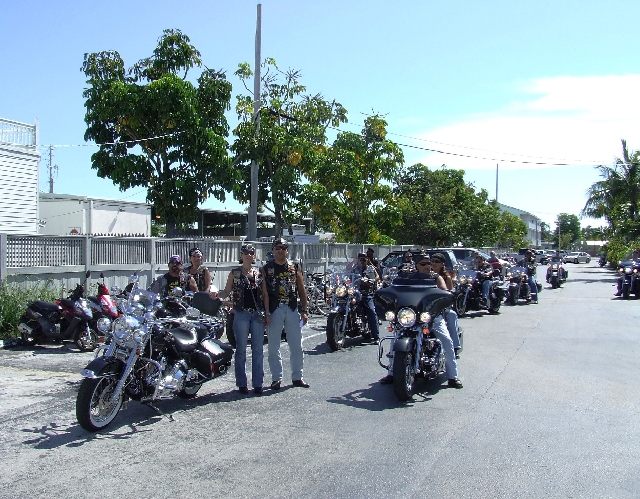 2008_09200037.JPG - L.A.M.A Bikergroup as Neighbours