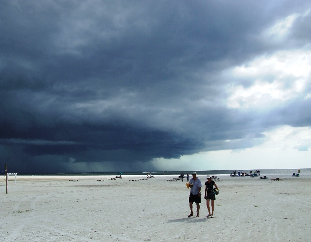 2008_09220040.JPG - Dark