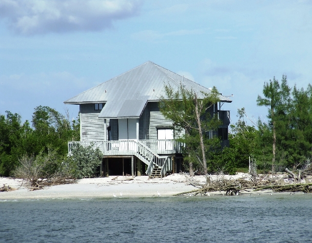 2008_09230038.JPG - Beach House