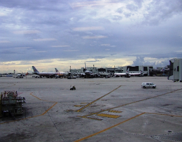 2008_09270004.JPG - Miami Airport 7450 KM From Amsterdam. Home in less then 10 Hours