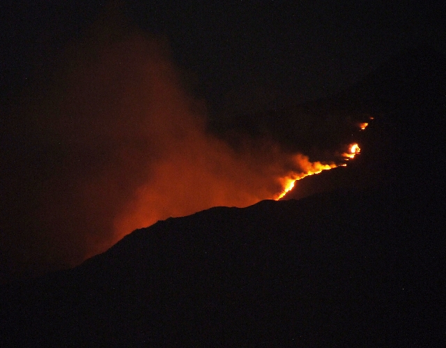 2008_06200186.JPG - Etna by Night
