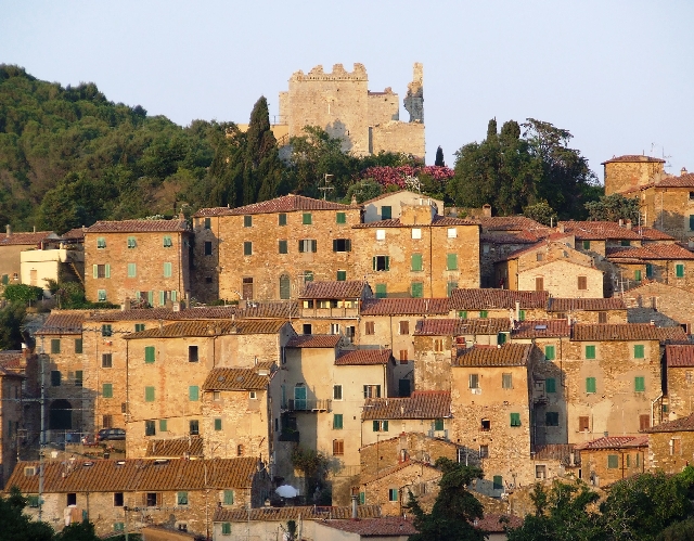2008_06280467.JPG - Campiglia Marittima