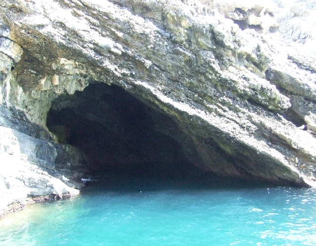 2008_07020595.JPG - Grotto 3