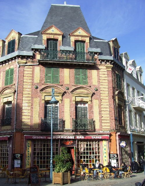 2008_0210Normandie0015.JPG - The Place To Be