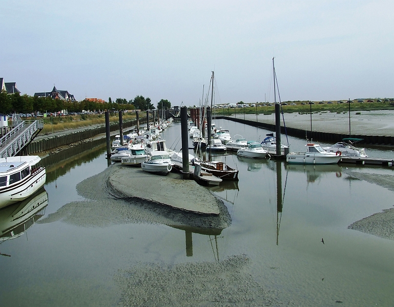 2009_08090013.JPG - Somme's Low Tide