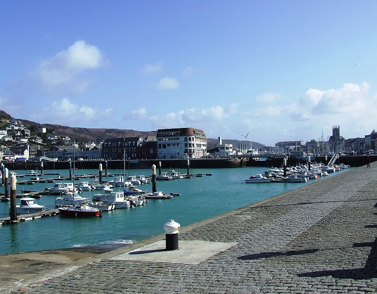 2009_0311_Normandie_Maart0010.JPG - The Port of Fecamp
