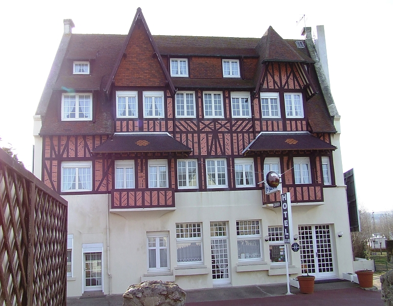 2009_0311_Normandie_Maart0075.JPG - Hotel Blonville Sur Mer
