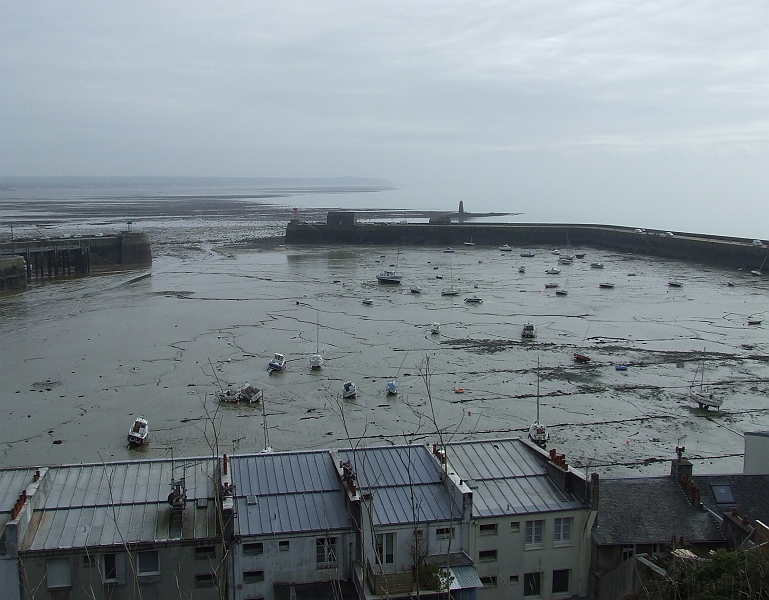 2009_0311_Normandie_Maart0081.JPG - Port of Granville