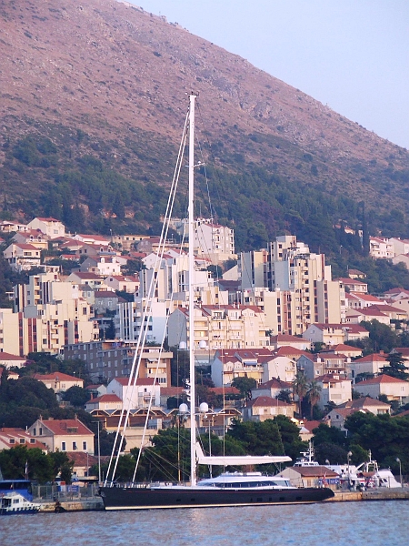 2009_0930_croatie0013.JPG - Never seen Bigger