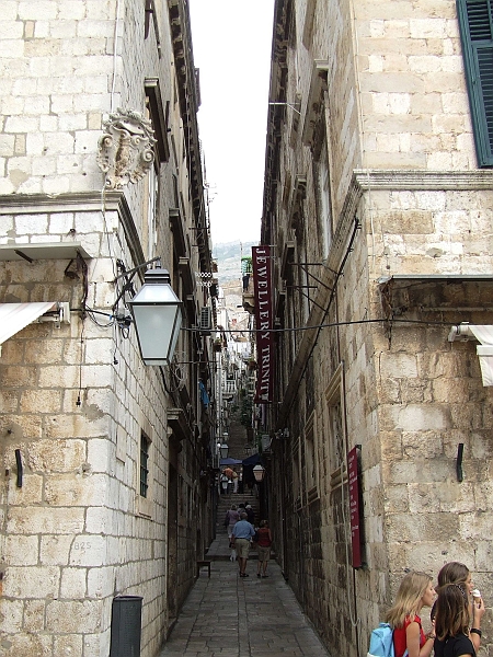2009_1001_croatie0024.JPG - Narrow Streets in The Old Town
