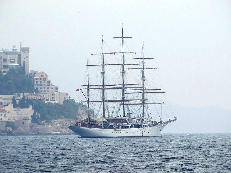 2009_1001_croatie0034.JPG - Pirates?