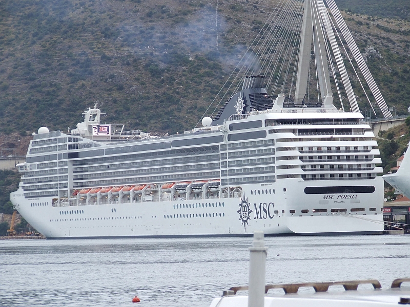 2009_1002_croatie0004.JPG - Cruiseliner Two