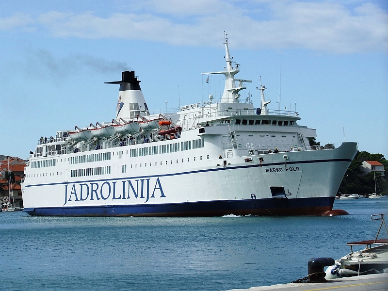 2009_1003_croatie0029.JPG - The Cruiser to Bari, Italia