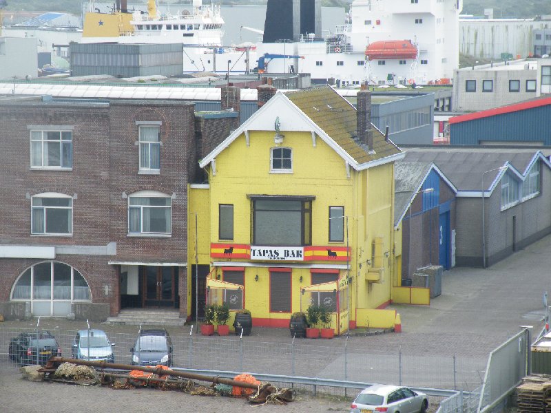 DSCF4064.JPG - Famous Tapas from IJmuiden