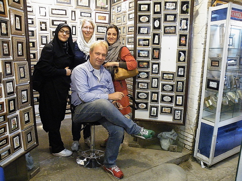 DSCF8450.JPG - Fun at the Bazar