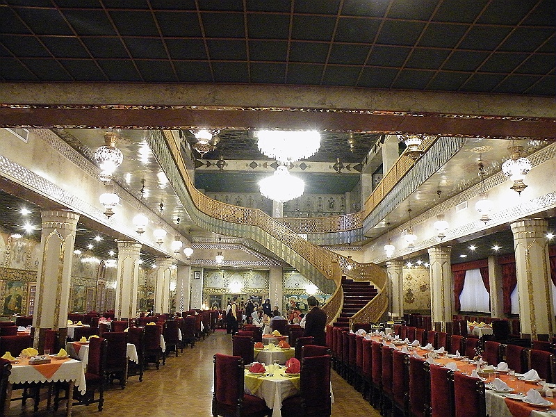 DSCF8632.JPG - The Oldest Hotel in Iran